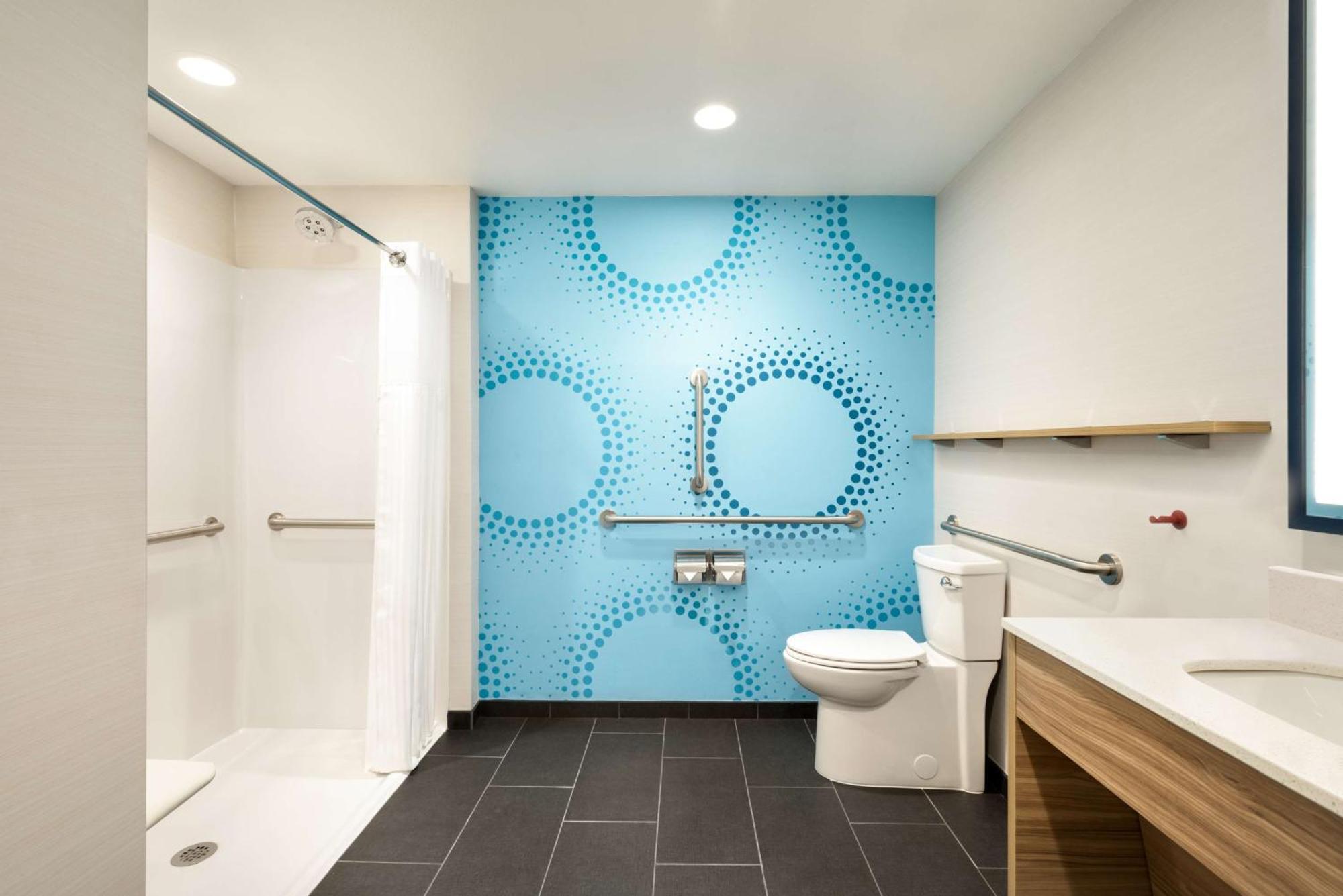 Tru By Hilton Cedar Rapids Westdale Hotell Eksteriør bilde